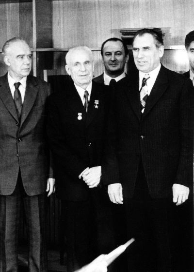 "Пламенные моторы" Архипа Люльки "Пламенные моторы" Архипа Люльки