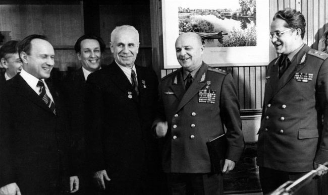 "Пламенные моторы" Архипа Люльки "Пламенные моторы" Архипа Люльки