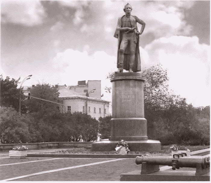 Суворов Суворов