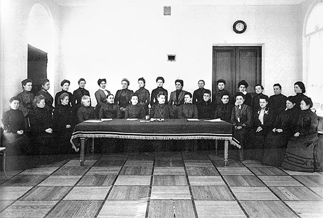 Смольный институт. Дневники воспитанниц Смольный институт. Дневники воспитанниц