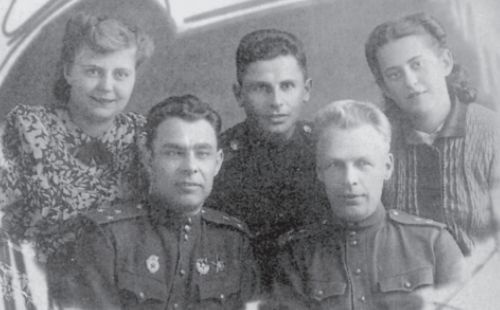 Брежнев Брежнев