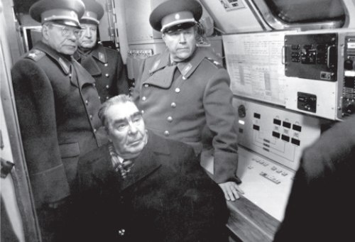 Брежнев Брежнев