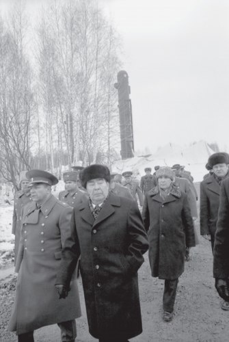 Брежнев Брежнев