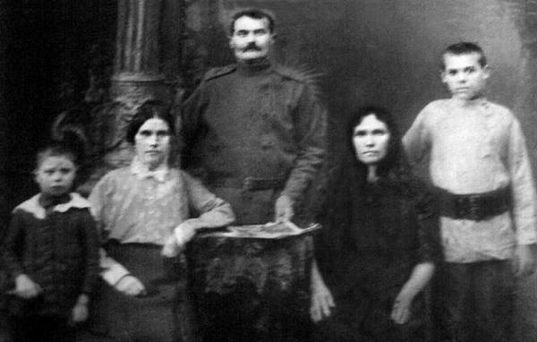 Эпоха победителей. Воспоминания пламенных лет! Эпоха победителей. Воспоминания пламенных лет!