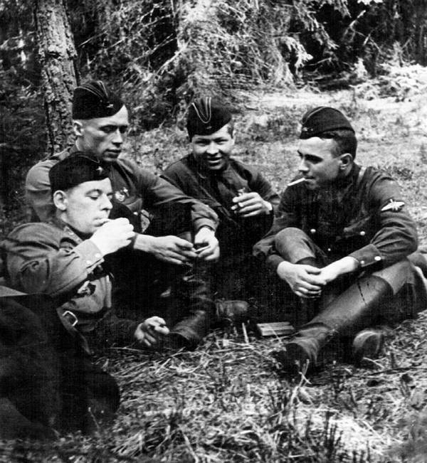 Эпоха победителей. Воспоминания пламенных лет! Эпоха победителей. Воспоминания пламенных лет!