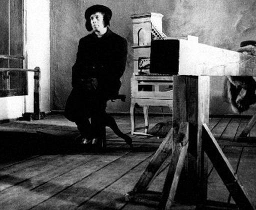 Режиссеры настоящего. Том 2. Радикалы и минималисты Режиссеры настоящего. Том 2. Радикалы и минималисты