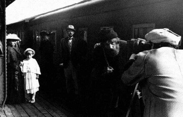 Режиссеры настоящего. Том 2. Радикалы и минималисты Режиссеры настоящего. Том 2. Радикалы и минималисты