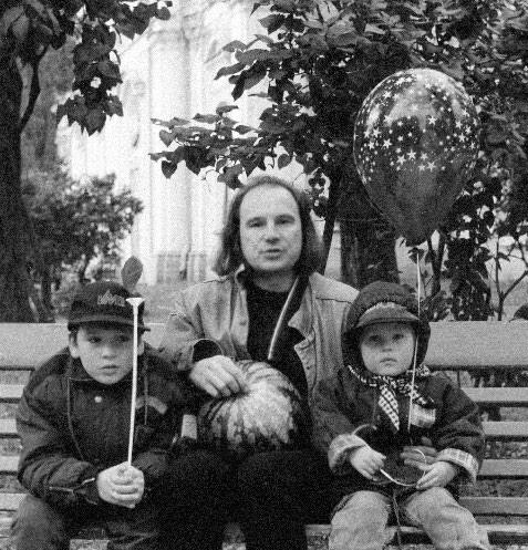 Режиссеры настоящего. Том 2. Радикалы и минималисты Режиссеры настоящего. Том 2. Радикалы и минималисты