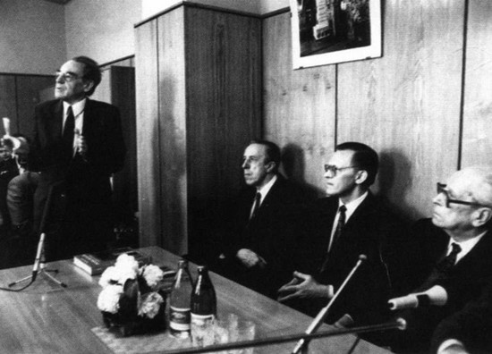 Дмитрий Лихачев Дмитрий Лихачев