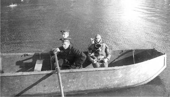 Морские дьяволы. Из жизни водолазов-разведчиков Балтийского флота ВМФ Морские дьяволы. Из жизни водолазов-разведчиков Балтийского флота ВМФ