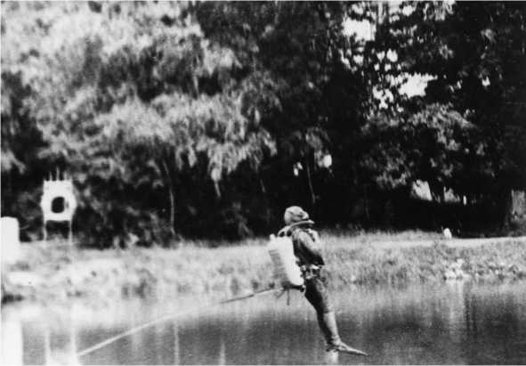 Морские дьяволы. Из жизни водолазов-разведчиков Балтийского флота ВМФ Морские дьяволы. Из жизни водолазов-разведчиков Балтийского флота ВМФ