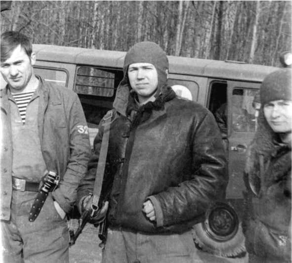 Морские дьяволы. Из жизни водолазов-разведчиков Балтийского флота ВМФ Морские дьяволы. Из жизни водолазов-разведчиков Балтийского флота ВМФ