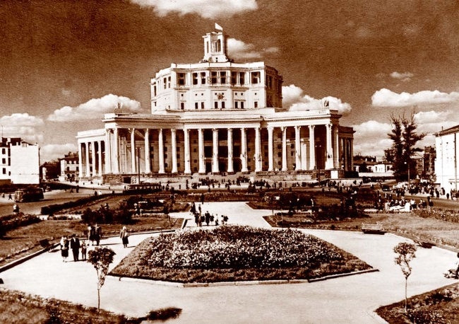 Мои королевы. Раневская, Зелёная, Пельтцер Мои королевы. Раневская, Зелёная, Пельтцер