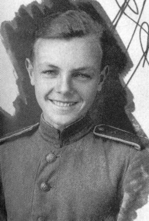 Кирилл Лавров Кирилл Лавров