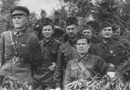 Фадеев Фадеев