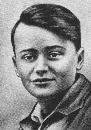 Фадеев Фадеев