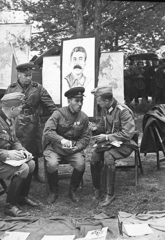 Еврейское счастье Арона-Сапожника. Сапоги для Парада Победы Еврейское счастье Арона-Сапожника. Сапоги для Парада Победы