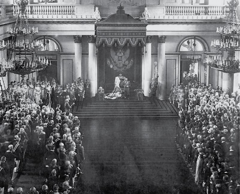 Последний в Мариинском дворце. Воспоминания министра иностранных дел Последний в Мариинском дворце. Воспоминания министра иностранных дел