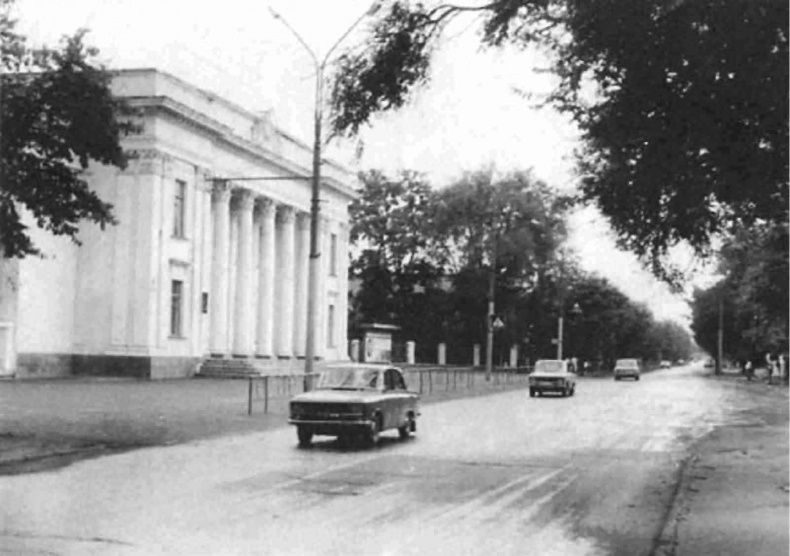 Хроника рядового разведчика. Фронтовая разведка в годы Великой Отечественной войны. 1943-1945 гг Хроника рядового разведчика. Фронтовая разведка в годы Великой Отечественной войны. 1943-1945 гг