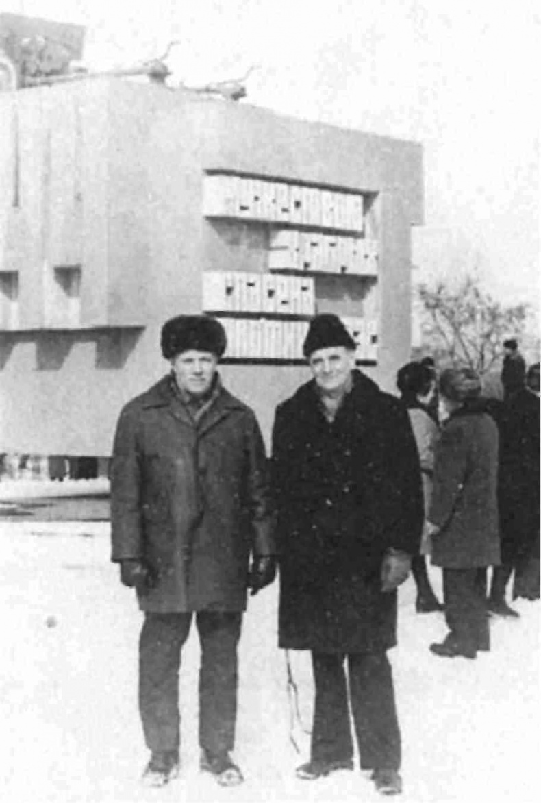 Хроника рядового разведчика. Фронтовая разведка в годы Великой Отечественной войны. 1943-1945 гг Хроника рядового разведчика. Фронтовая разведка в годы Великой Отечественной войны. 1943-1945 гг