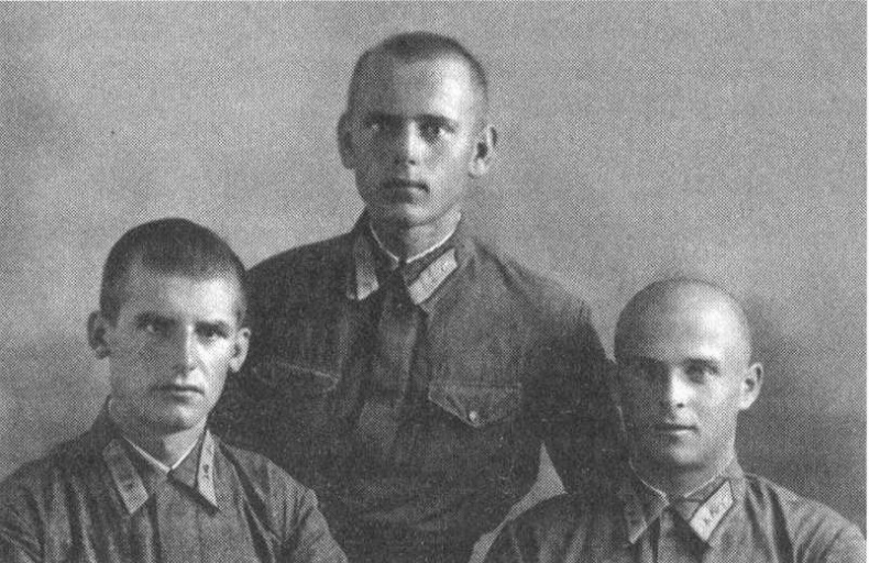 Сковать боем! Советские асы против Люфтваффе Сковать боем! Советские асы против Люфтваффе