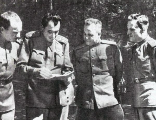 Катаев. Погоня за вечной весной Катаев. Погоня за вечной весной