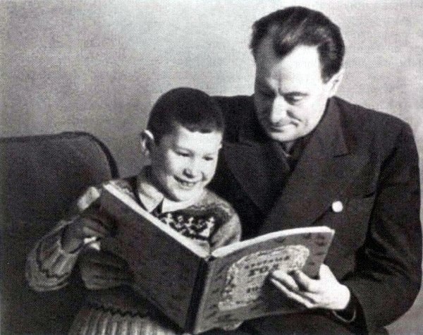 Катаев. Погоня за вечной весной Катаев. Погоня за вечной весной