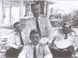 Мятежный «Сторожевой». Последний парад капитана 3-го ранга Саблина Мятежный «Сторожевой». Последний парад капитана 3-го ранга Саблина