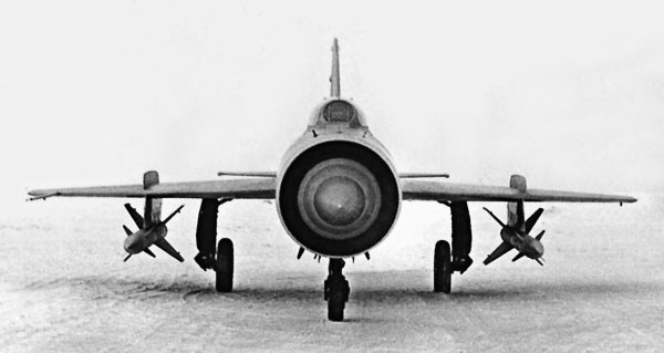 Неизвестный "МиГ". Гордость советского авиапрома Неизвестный "МиГ". Гордость советского авиапрома