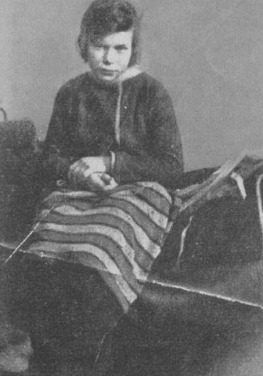 Я видела детство и юность XX века Я видела детство и юность XX века