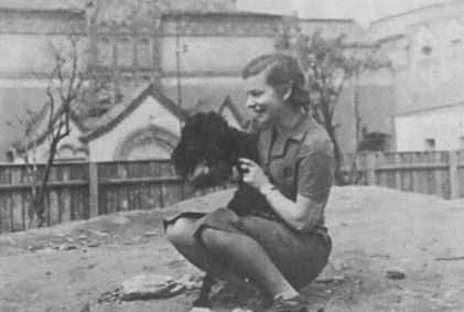 Я видела детство и юность XX века Я видела детство и юность XX века