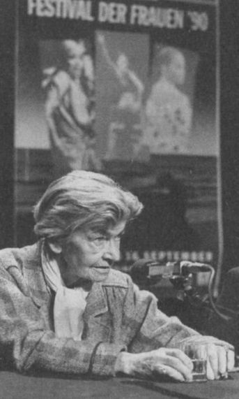 Я видела детство и юность XX века Я видела детство и юность XX века