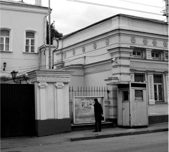 Шпионский арсенал. История оперативной техники спецслужб Шпионский арсенал. История оперативной техники спецслужб