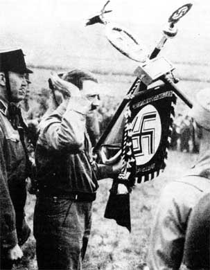 Штурмовые отряды (СА) Гитлера 1921-1945 Штурмовые отряды (СА) Гитлера 1921-1945