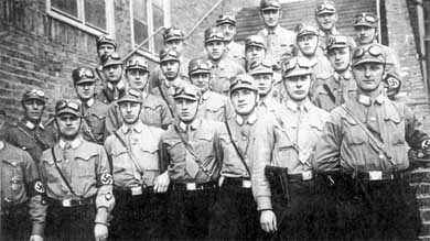 Штурмовые отряды (СА) Гитлера 1921-1945 Штурмовые отряды (СА) Гитлера 1921-1945