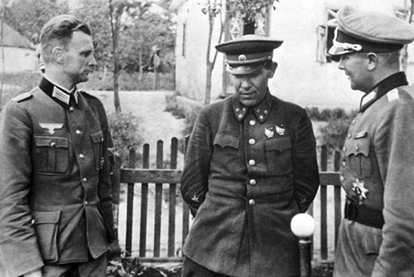 Уманский "котел". Трагедия 6-й и 12-й армий Уманский "котел". Трагедия 6-й и 12-й армий