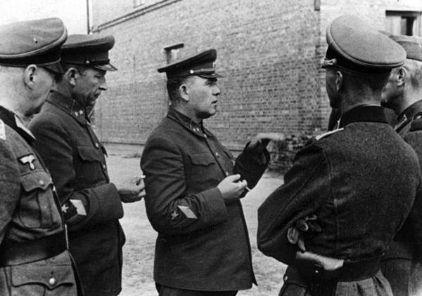 Уманский "котел". Трагедия 6-й и 12-й армий Уманский "котел". Трагедия 6-й и 12-й армий