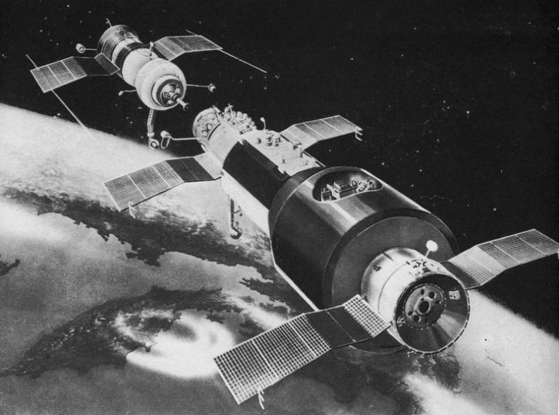 Путь к звездам. Из истории советской космонавтики Путь к звездам. Из истории советской космонавтики