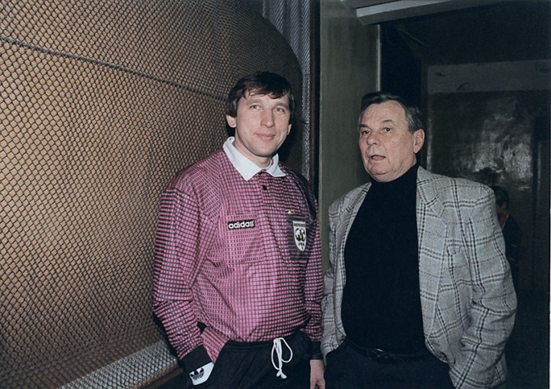 Люди в черном. Непридуманные истории о судействе начистоту Люди в черном. Непридуманные истории о судействе начистоту