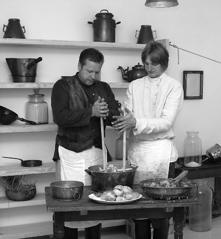 Непридуманная история русских продуктов. От Киевской Руси до СССР Непридуманная история русских продуктов. От Киевской Руси до СССР