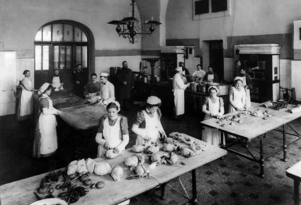 Непридуманная история русских продуктов. От Киевской Руси до СССР Непридуманная история русских продуктов. От Киевской Руси до СССР