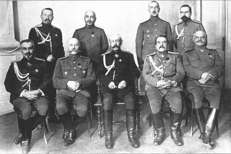 Главнокомандующие фронтами и заговор 1917 года Главнокомандующие фронтами и заговор 1917 года