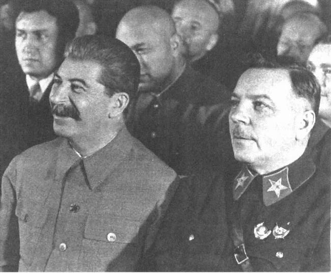 Клим Ворошилов. Первый Маршал страны Советов. Друг Сталина, враг Хрущева Клим Ворошилов. Первый Маршал страны Советов. Друг Сталина, враг Хрущева