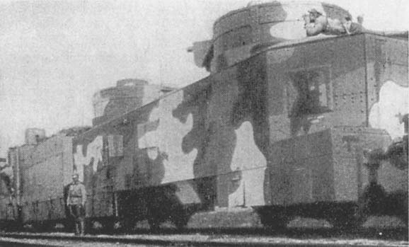 Крепости на колесах. История бронепоездов Крепости на колесах. История бронепоездов