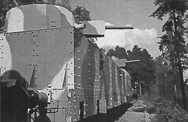 Крепости на колесах. История бронепоездов Крепости на колесах. История бронепоездов