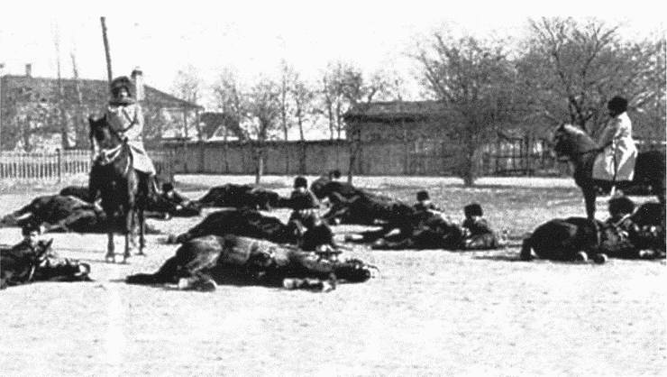 Русская армия в войне 1904-1905 гг. Историко-антропологическое исследование влияния взаимоотношений военнослужащих на ход боевых действий Русская армия в войне 1904-1905 гг. Историко-антропологическое исследование влияния взаимоотношений военнослужащих на ход боевых действий
