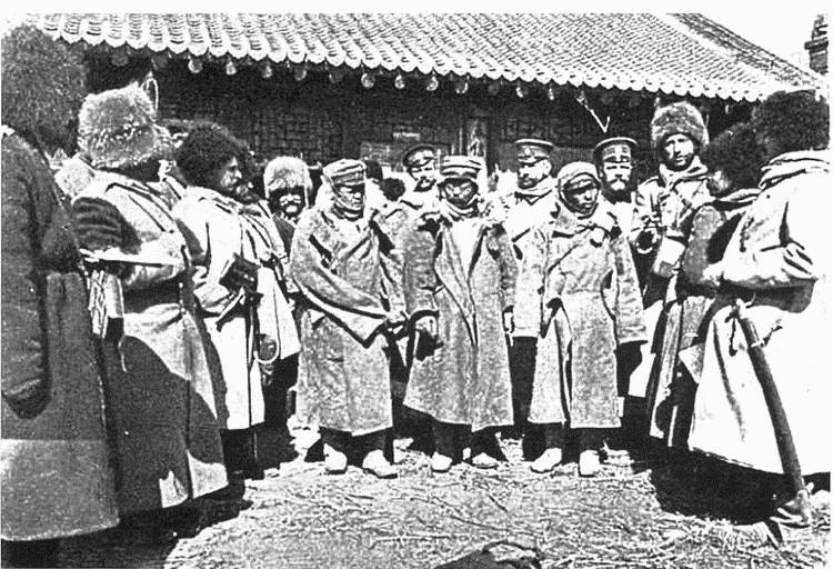 Русская армия в войне 1904-1905 гг. Историко-антропологическое исследование влияния взаимоотношений военнослужащих на ход боевых действий Русская армия в войне 1904-1905 гг. Историко-антропологическое исследование влияния взаимоотношений военнослужащих на ход боевых действий
