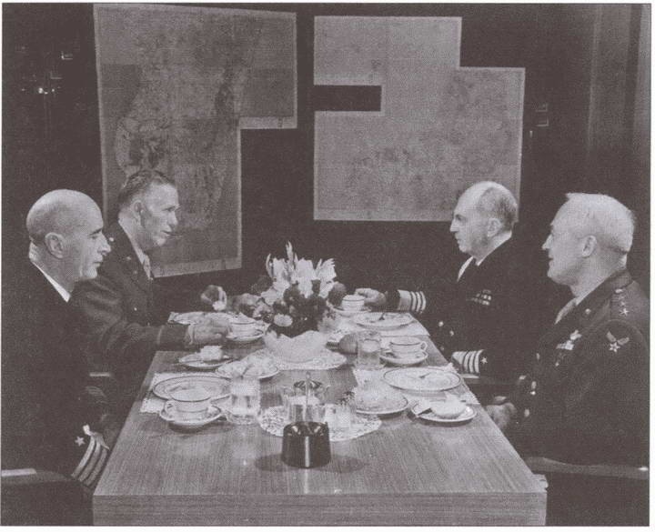Война в Арктике. 1941—1945 Война в Арктике. 1941—1945