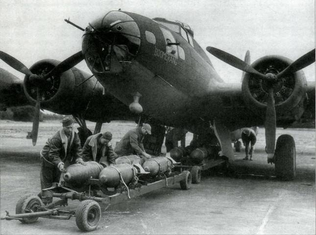 Бомбардировщики союзников 1939-1945. Справочник-определитель самолетов Бомбардировщики союзников 1939-1945. Справочник-определитель самолетов