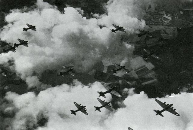 Бомбардировщики союзников 1939-1945. Справочник-определитель самолетов Бомбардировщики союзников 1939-1945. Справочник-определитель самолетов